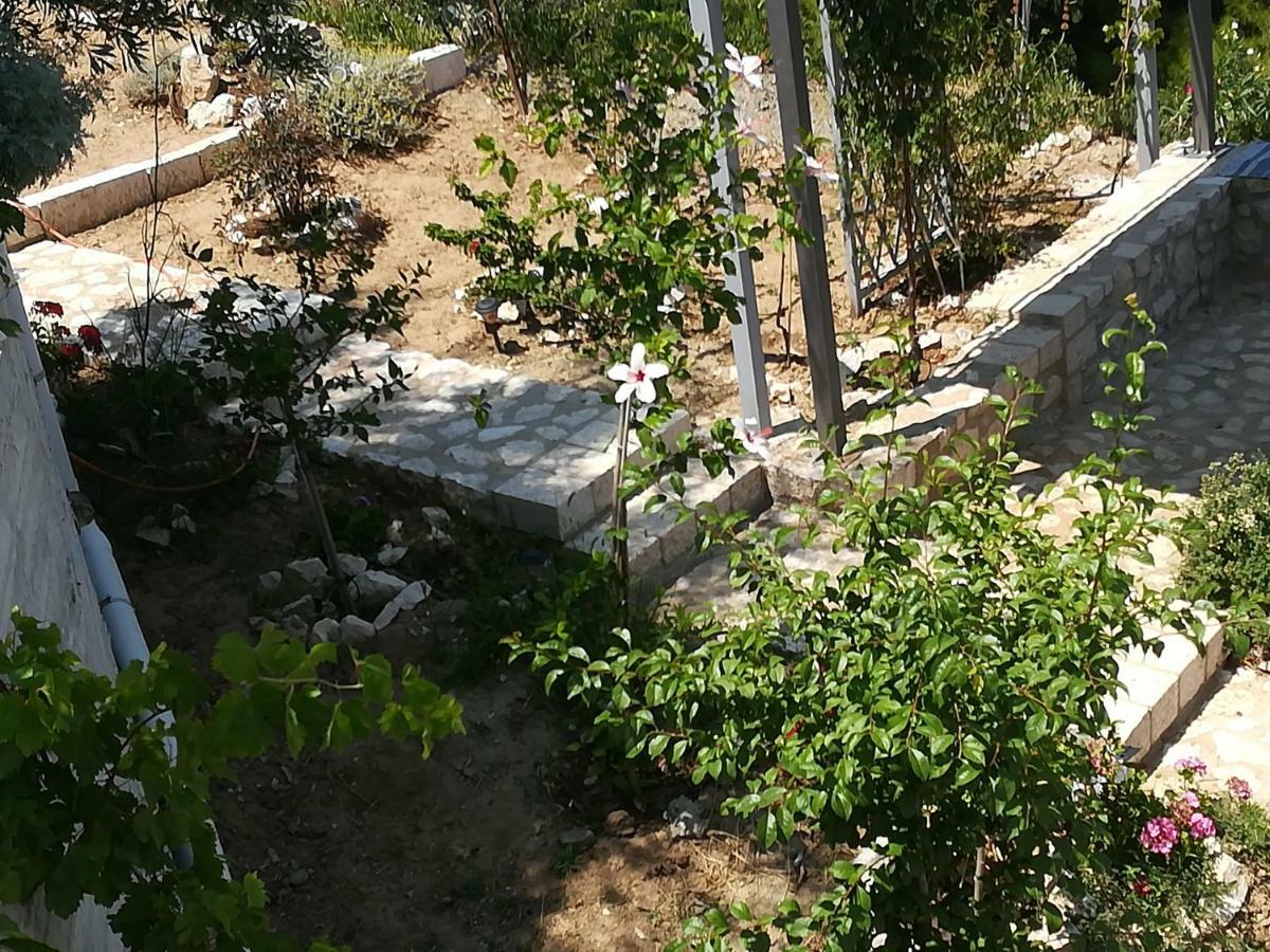 Вилла Stone House In Olive Grove Толон Экстерьер фото